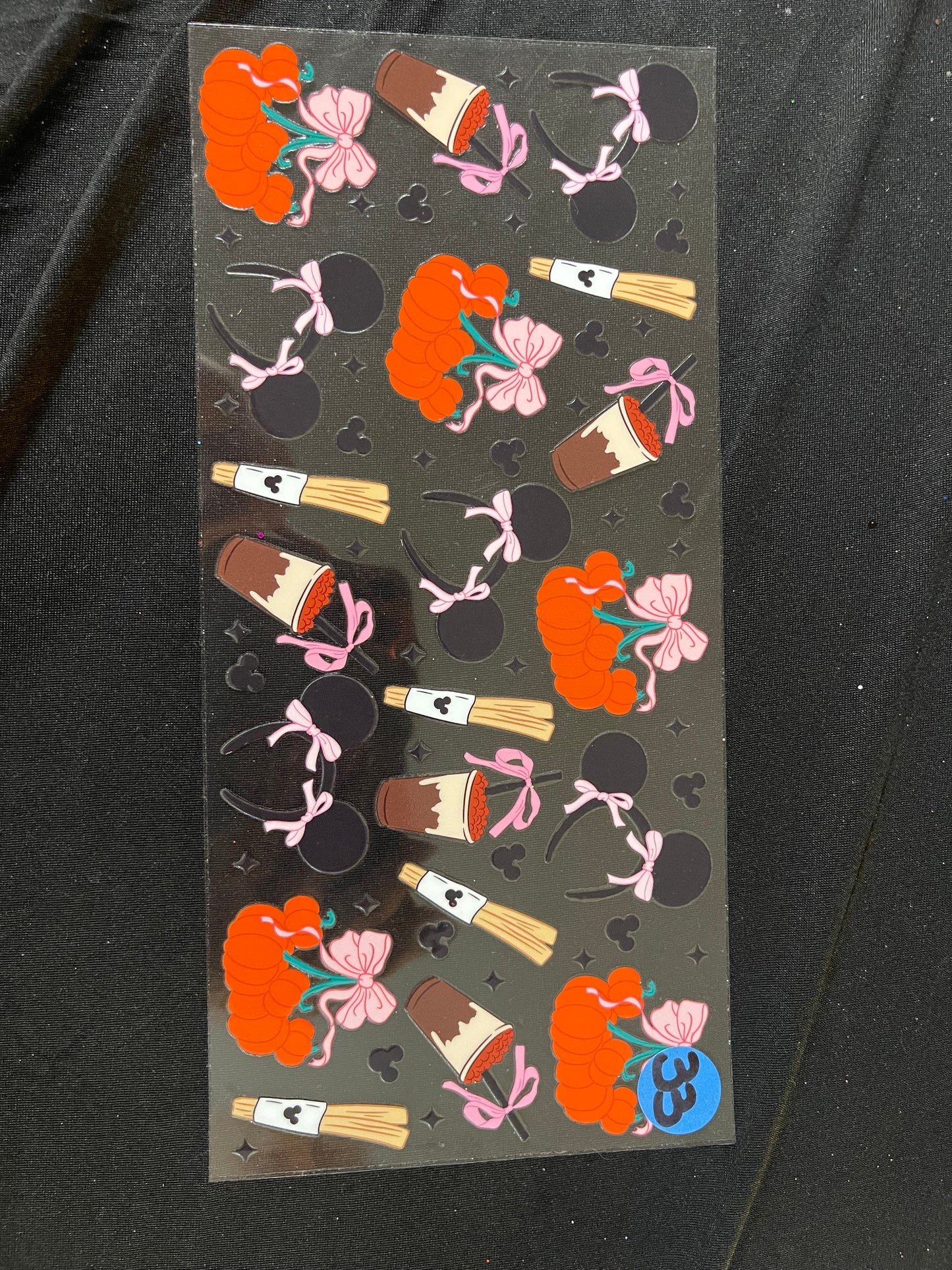 Disney Minnie Mouse & Coffee #33
